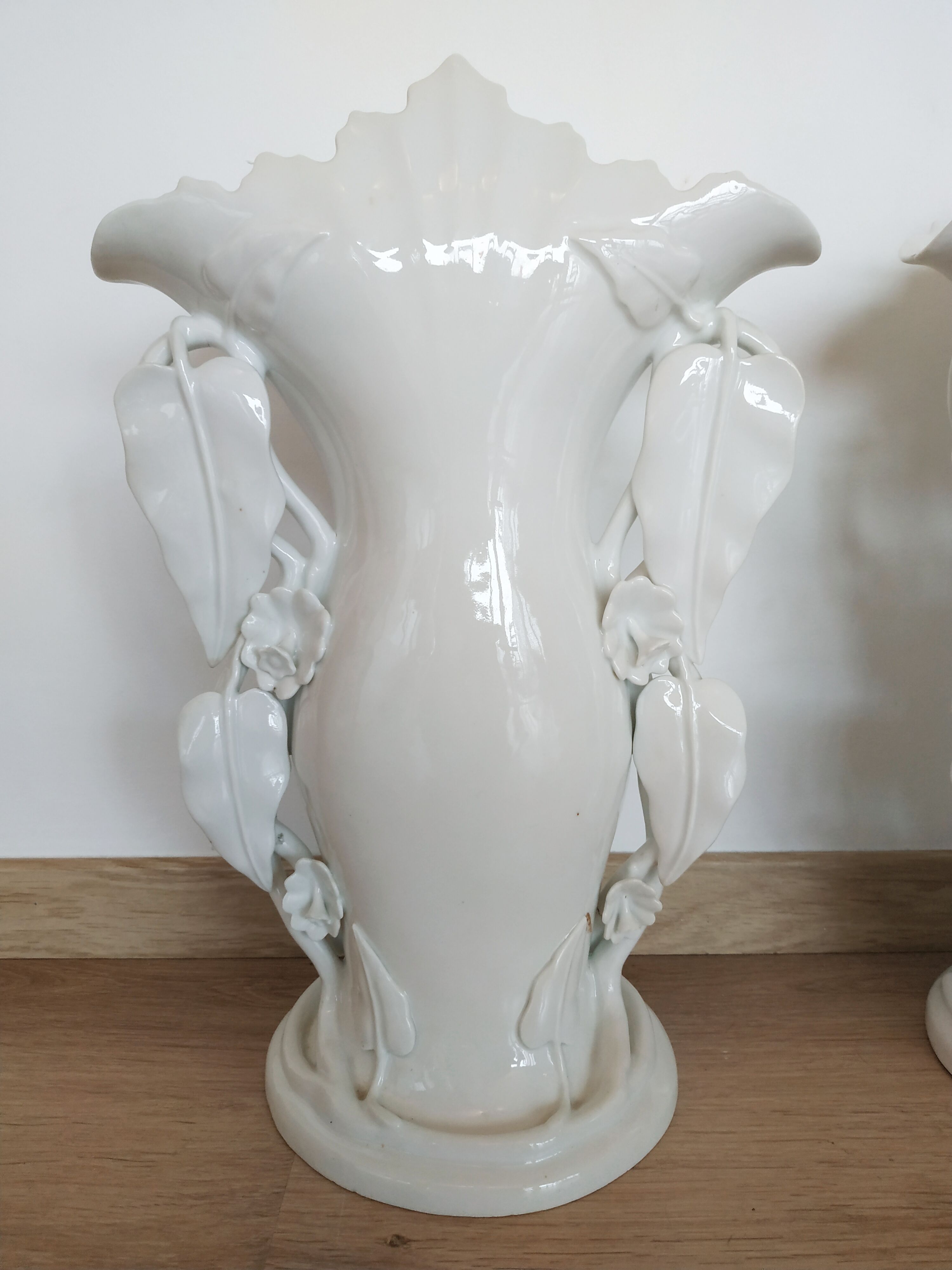 Pair of large vases of brides / cone vases 45 cm high