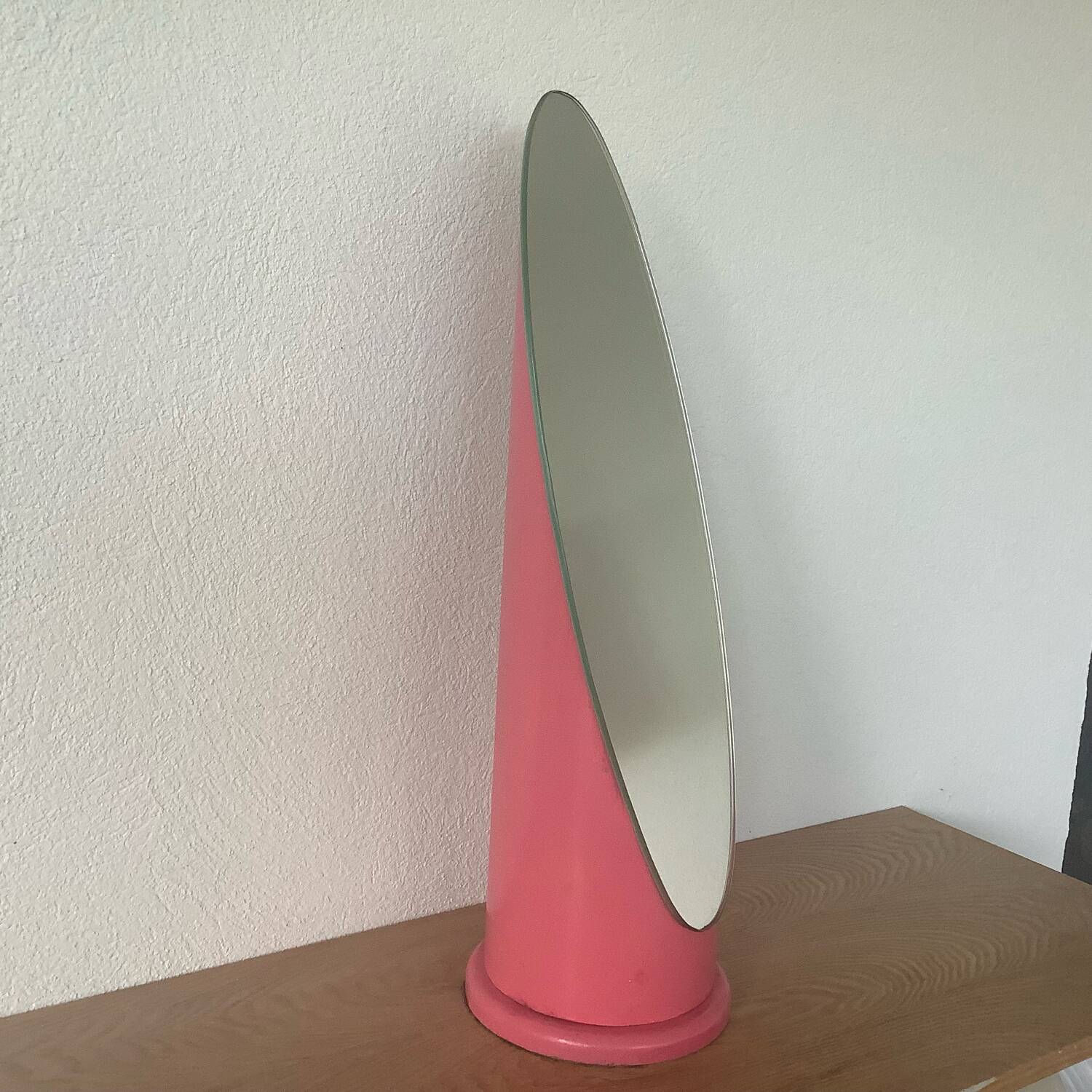 mirror lipstick Pink Lecal style 1970s