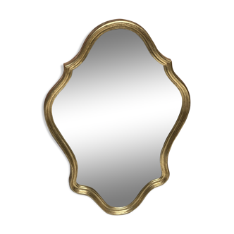 Miroir avec encadrement en bois peint en doré