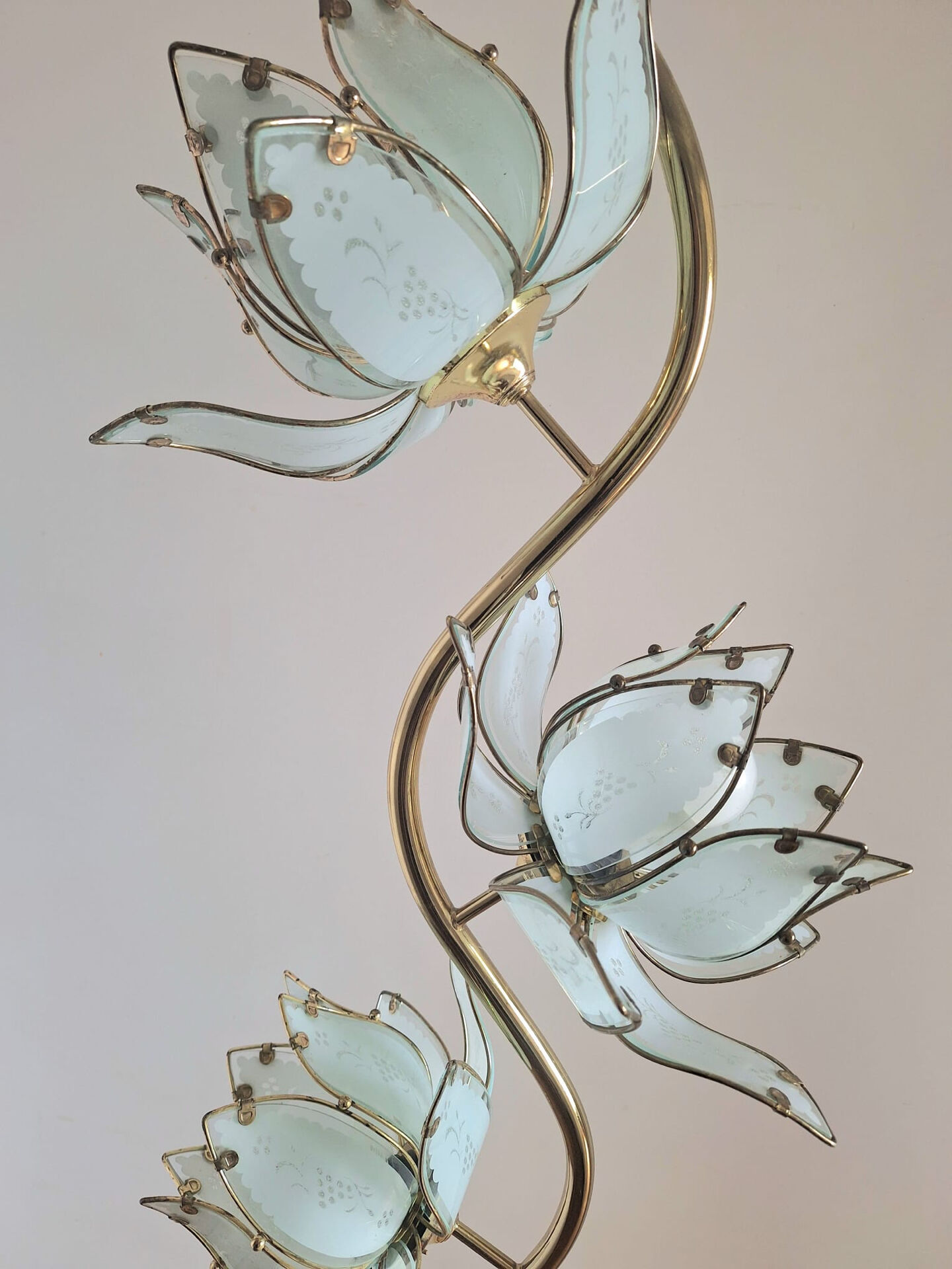 Vintage gold lotus flower floor lamp, Italian design light fixture with 3 lights.