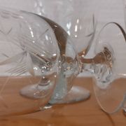 Ensemble vintage de 5 verres gravé sur pieds