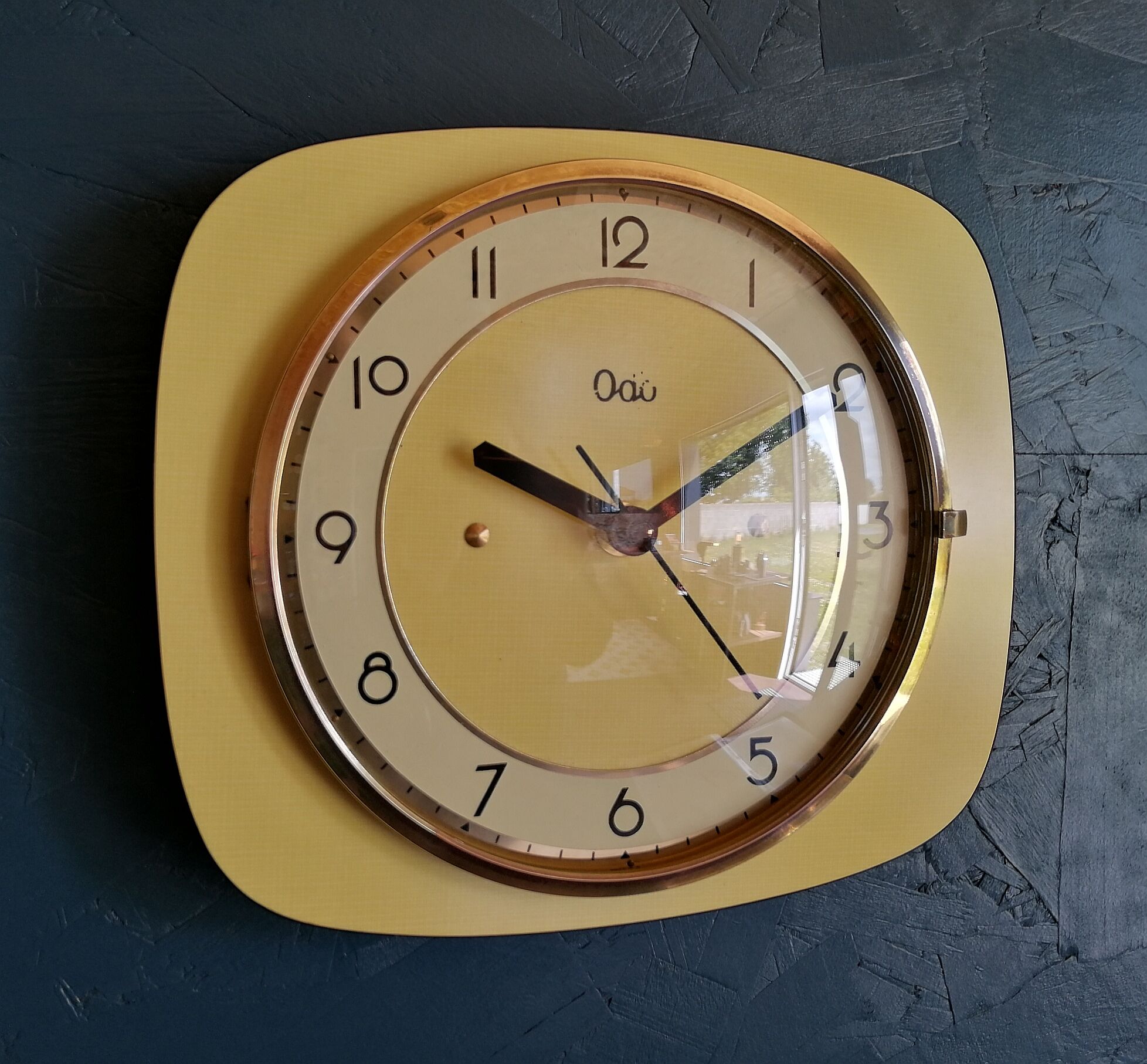 Clock formica vintage silent wall pendulum "Yellow Odo"