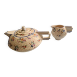 Teapot and milk jug