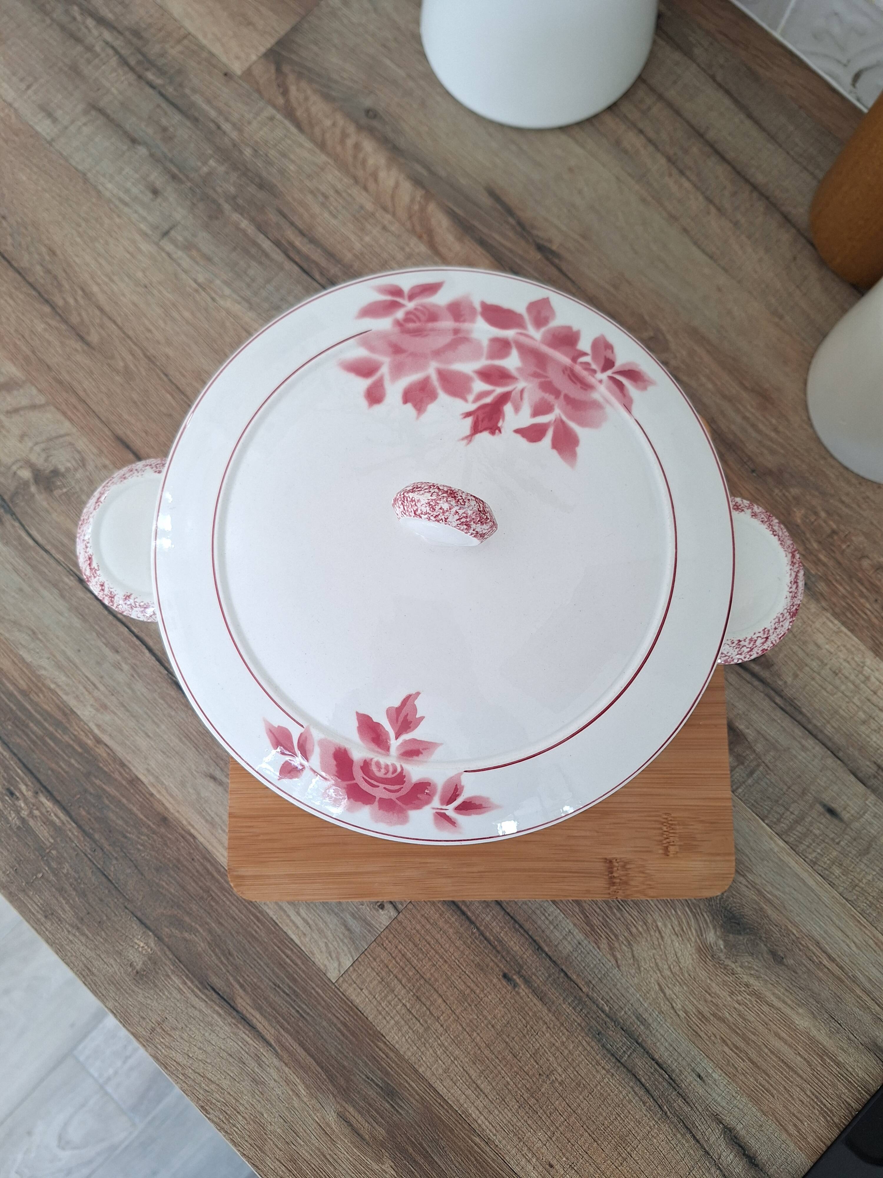 Badonviller pink soup tureen