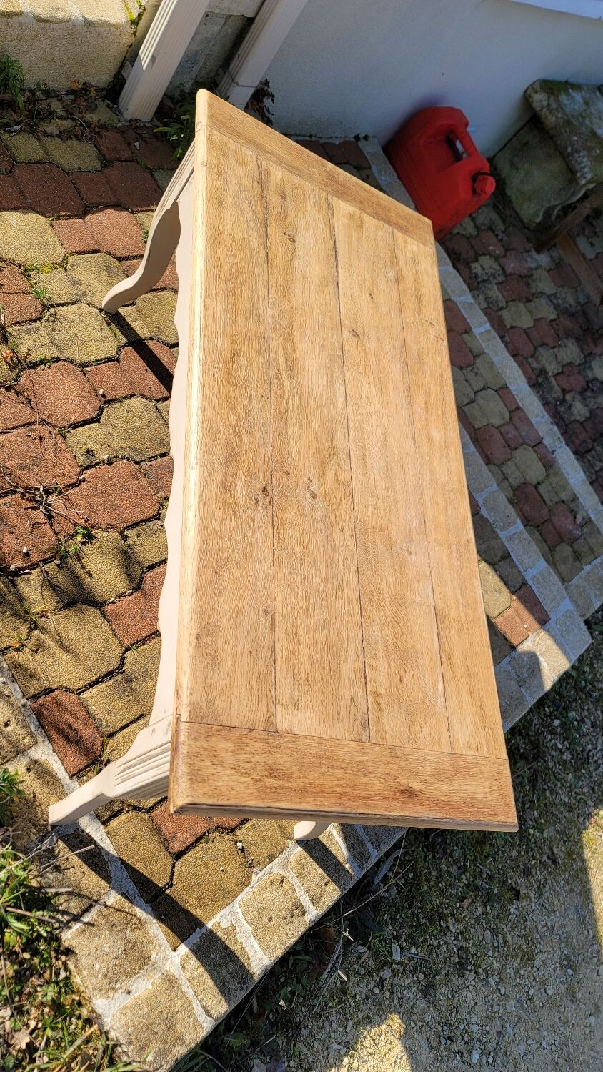 Farmhouse table