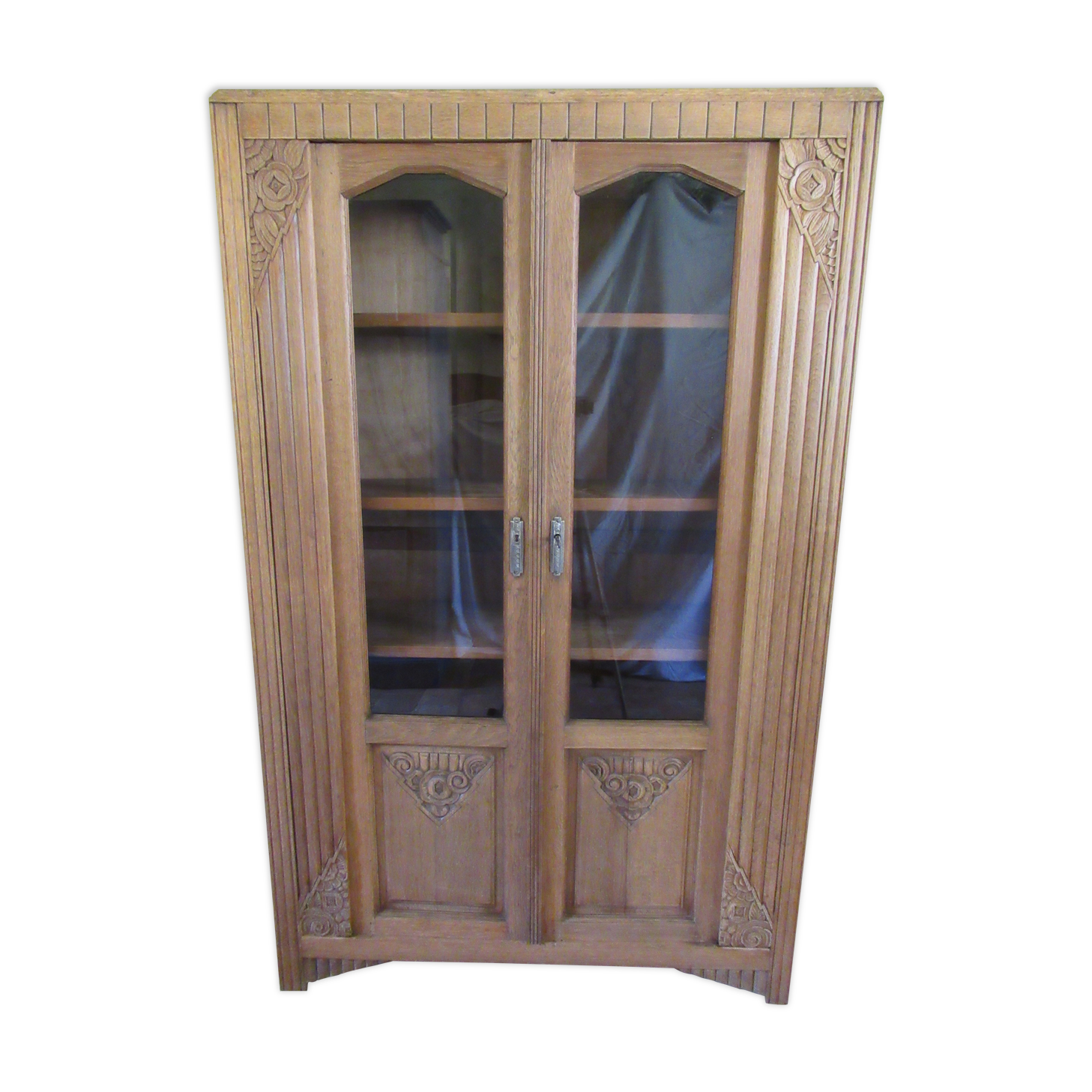 Parisian glazed wardrobe