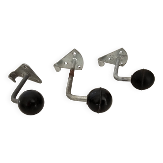 Set of 3 Coat Hooks - School Cloakroom Hooks in Zinc-Coated Steel