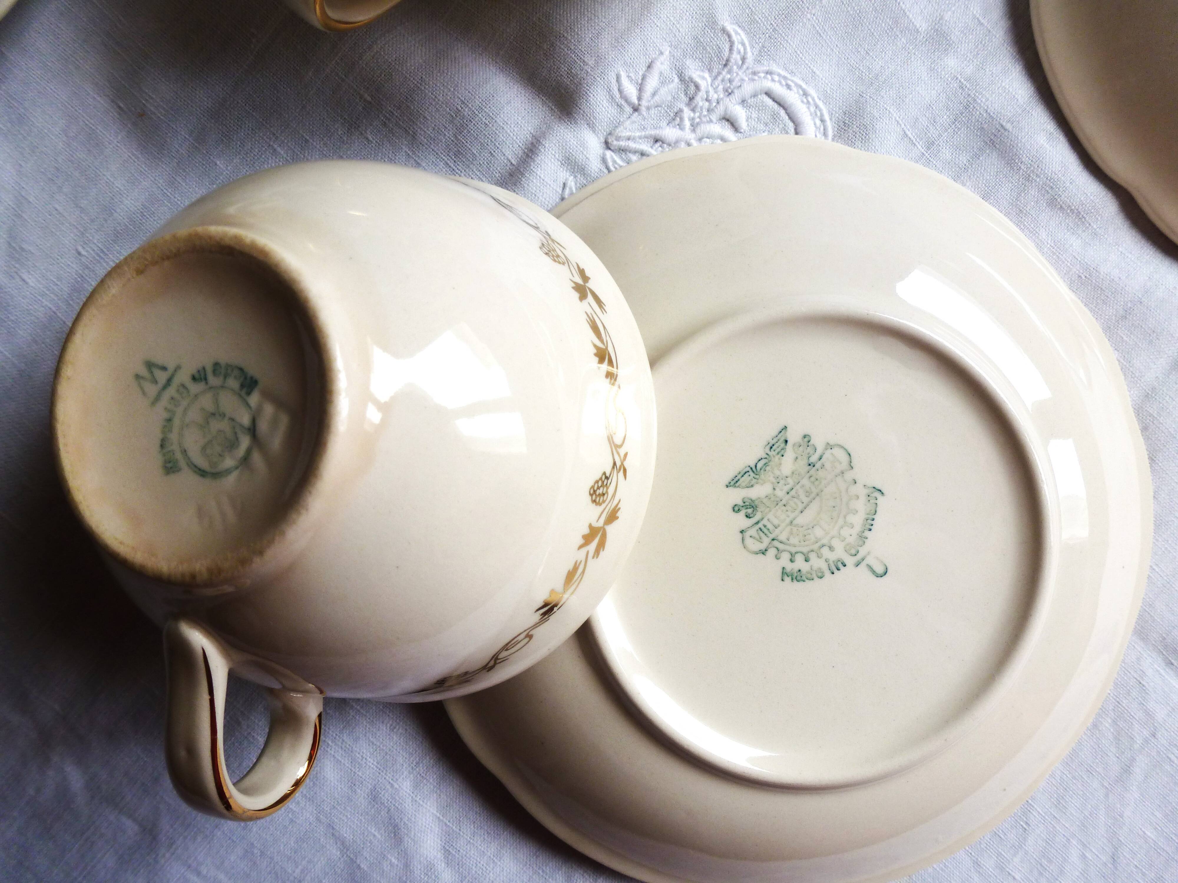1920s coffee service Villeroy & Boch, 23 pieces, coffee cups.