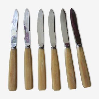 6 anciens couteaux à entremets bakelite & inox