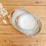 2 blue stoneware dishes