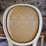 Chaises de salle à manger Louis XVI vintage – Ensemble de 8 chaises françaises sculptées en bois avec revêtement en simili cuir damassé caramel, années 1920/1930