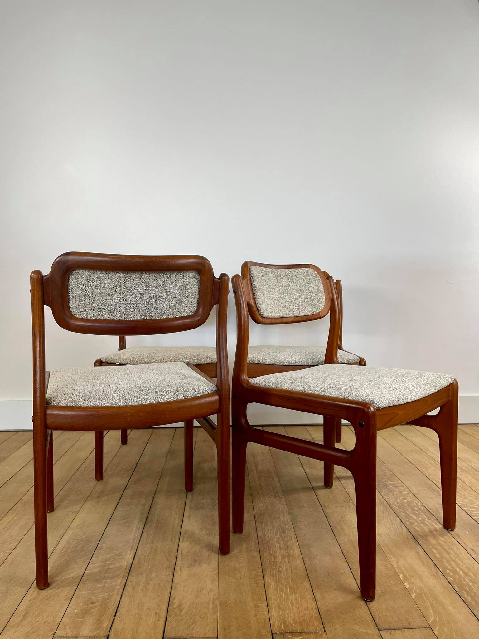 Set of 4 rosewood chairs Johannes Andersen