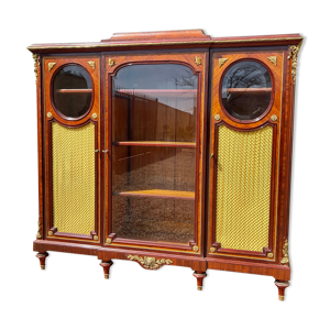 Bibliothèque aux Papillons - style