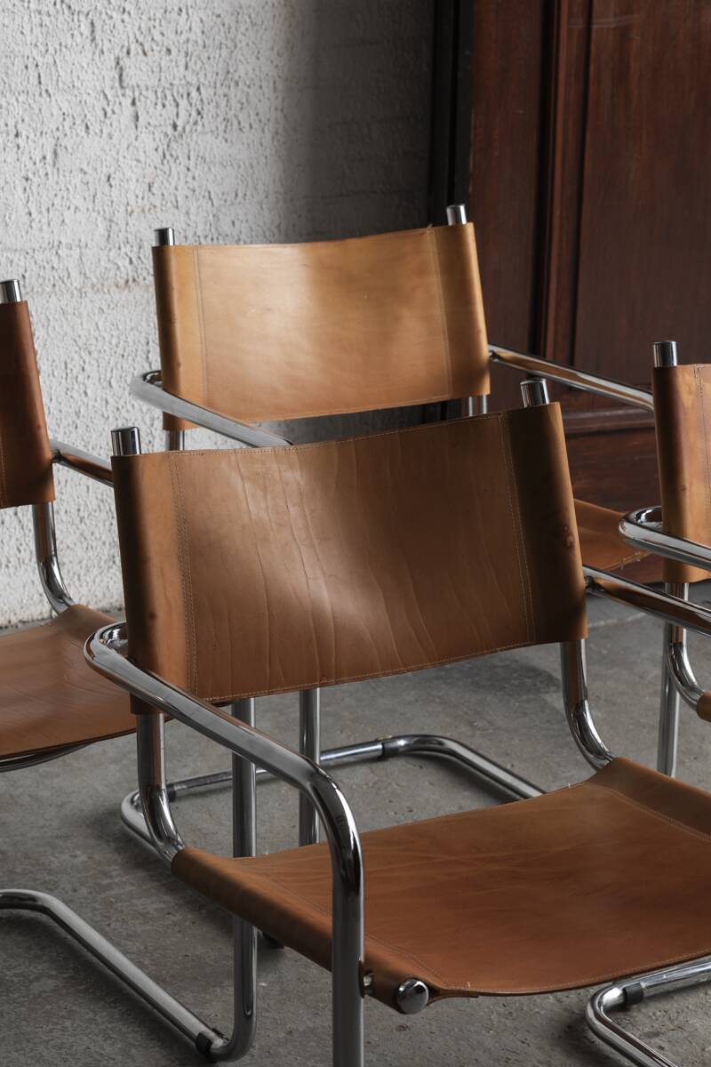 Set of 4 tubular dining chairs in Bauhaus style, in the manner of Marcel Breuer, 1970s