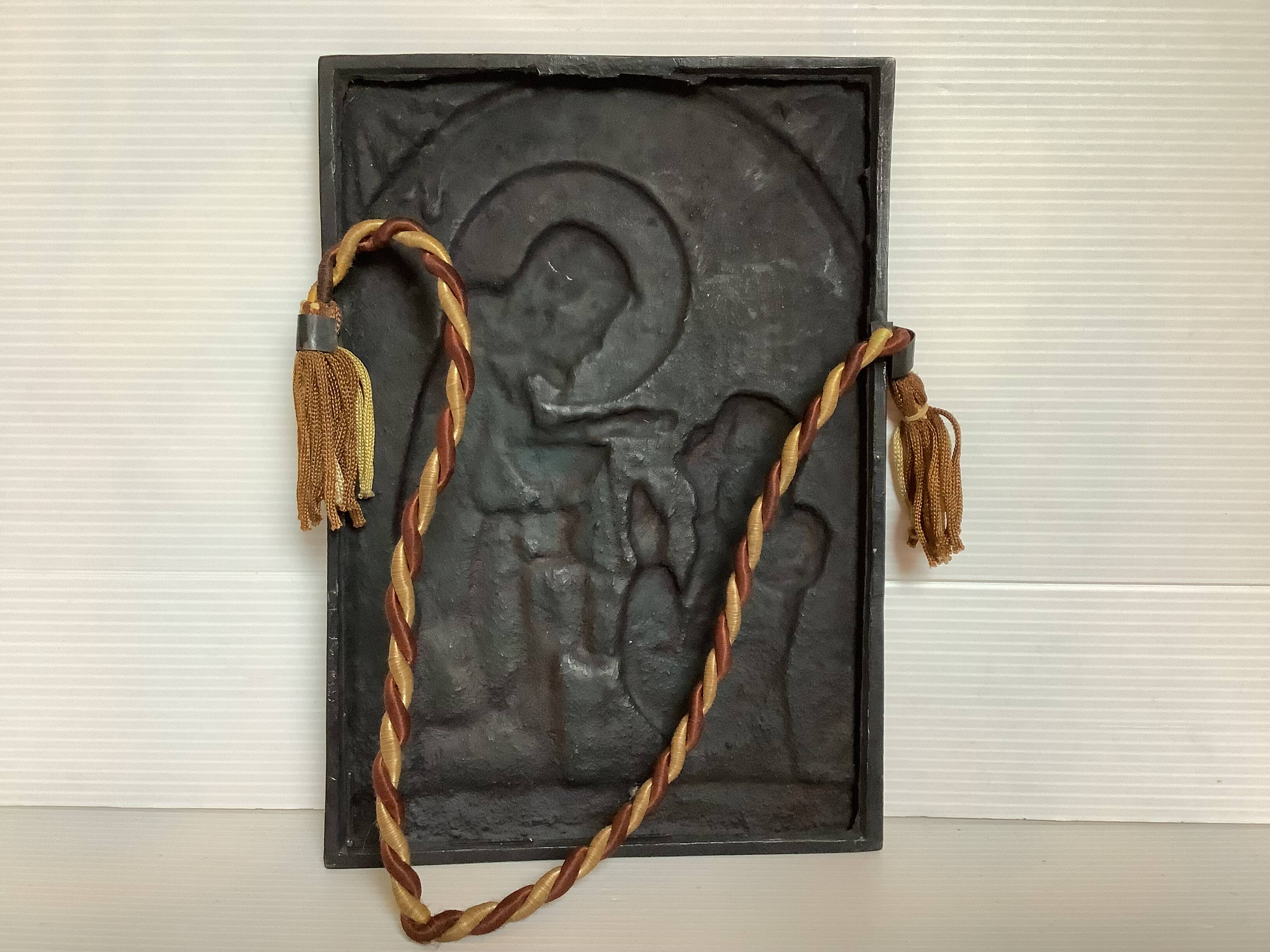 Bas-relief of communion religious object