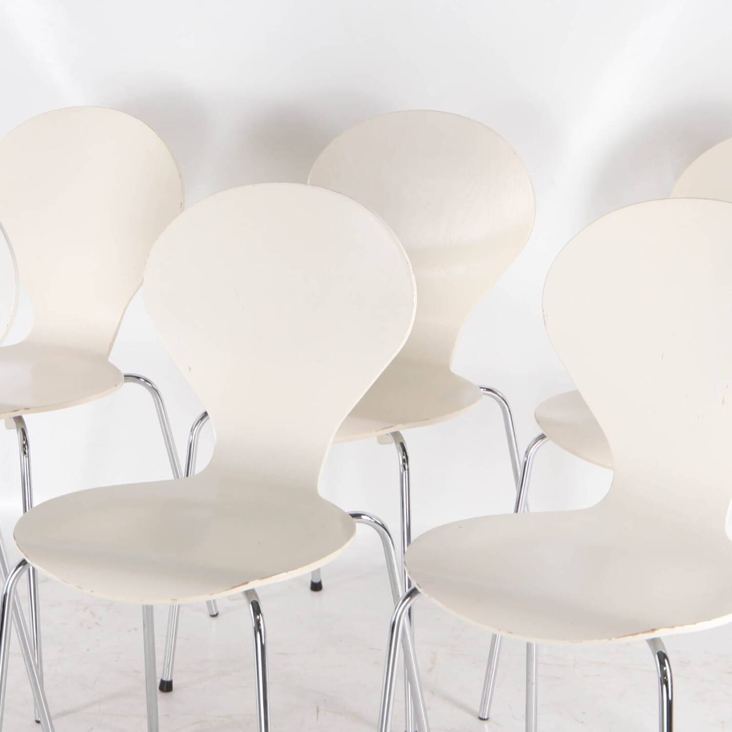 Suite de 6 chaises danoises