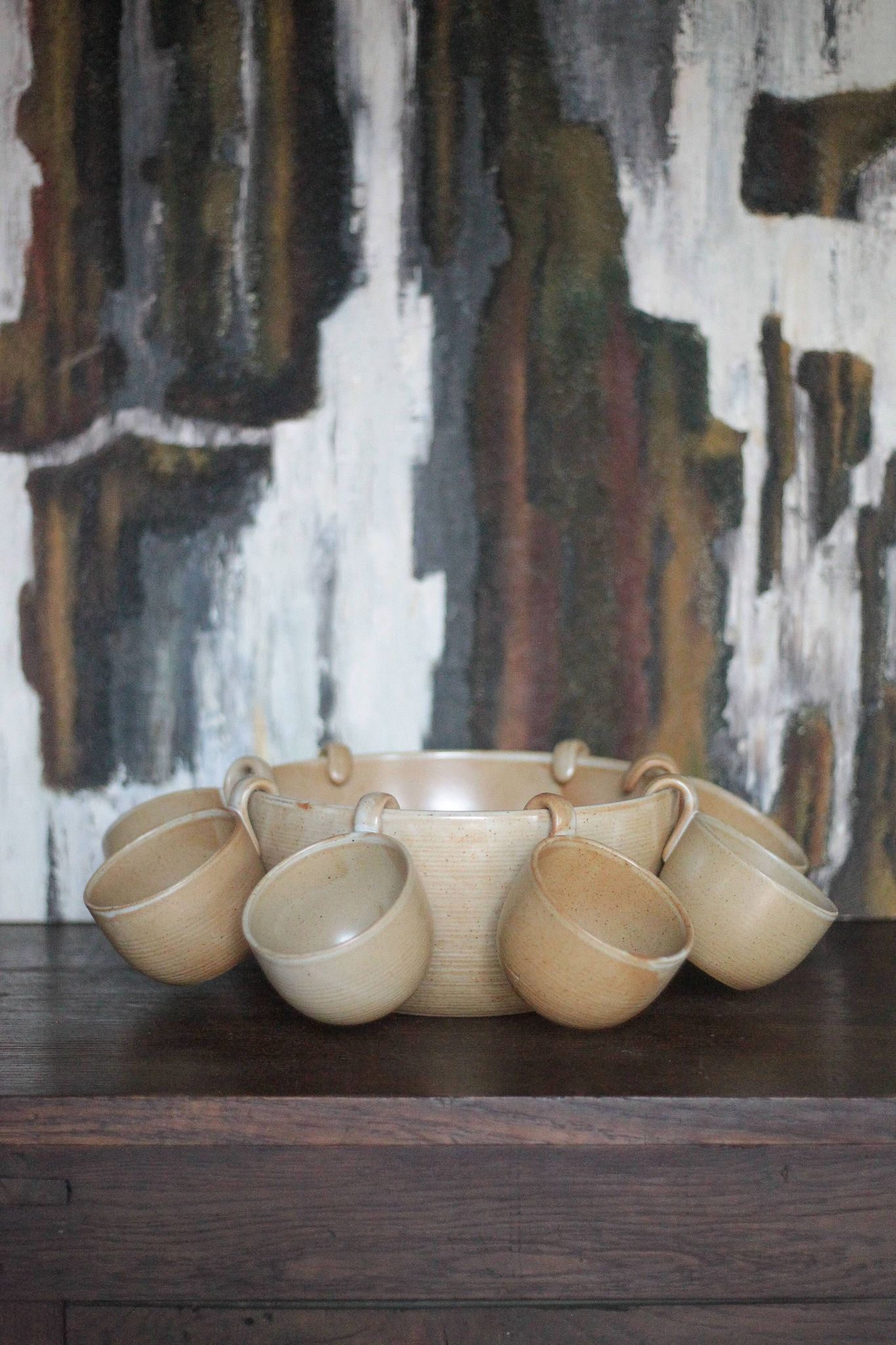 Service stoneware Village France salad bowl and its 8 cups, sangria service or
