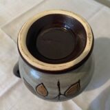Stoneware pitcher and pot set