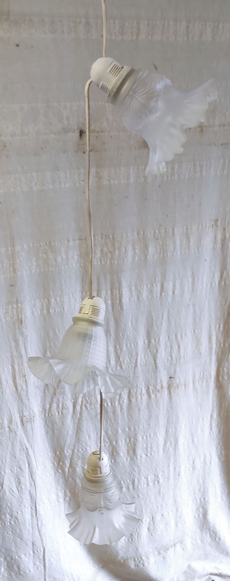 Suspension with 3 glass tulips - mid 20th century.