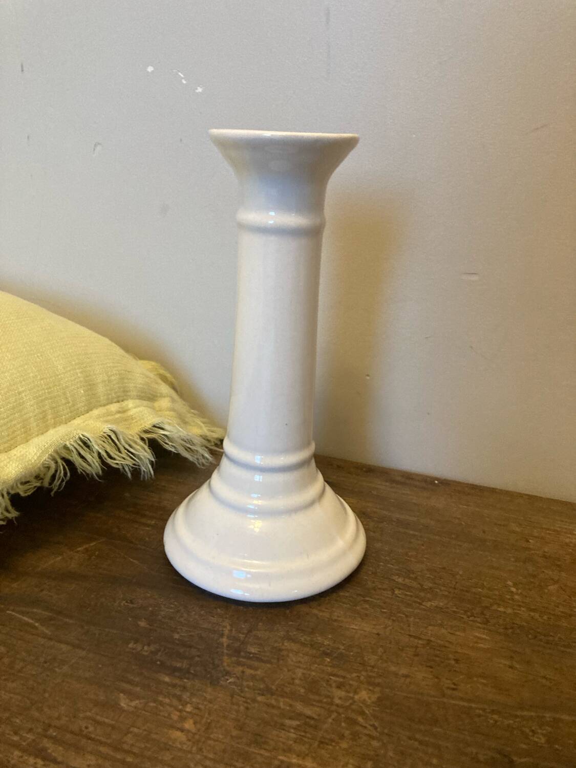 Ceramic candle holder