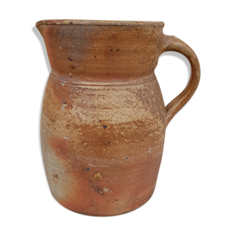 Former glazed terracotta pottery water pitcher