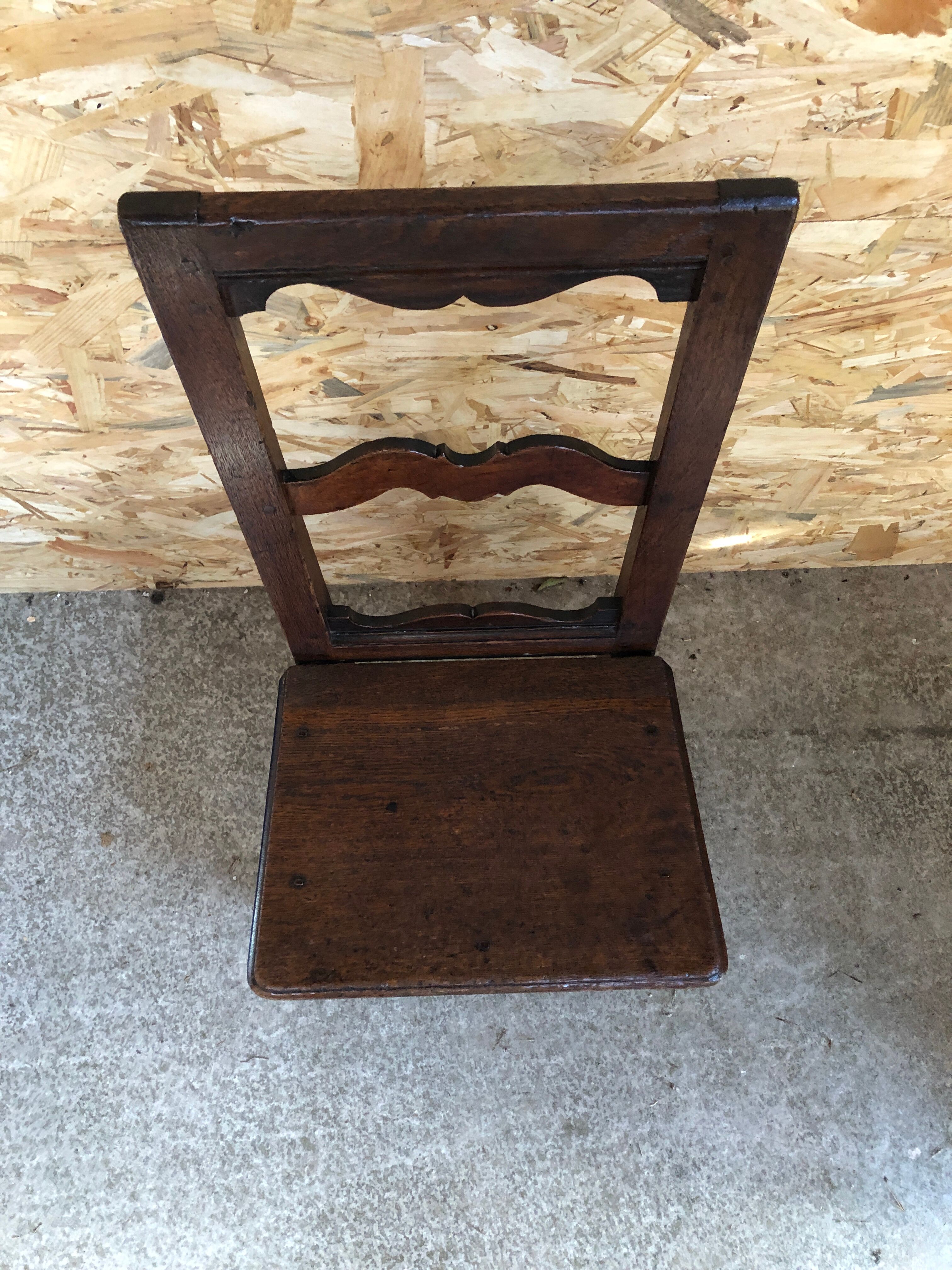 Old chair lorraine bois chevillé early XXth vintage