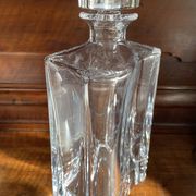 Carafe à whisky en cristal galbé