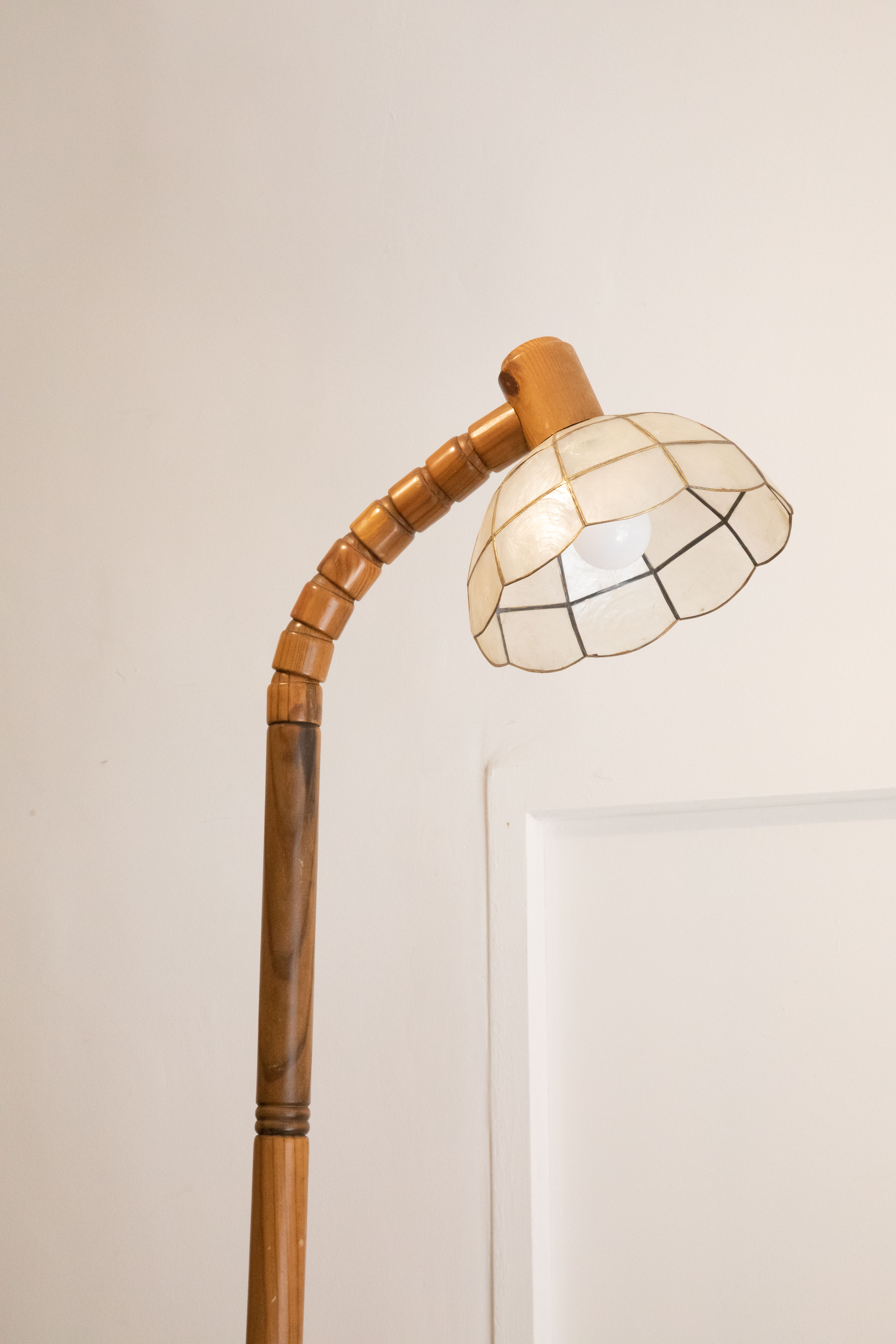 Wood floor lamp lampshade mother-of-pearl