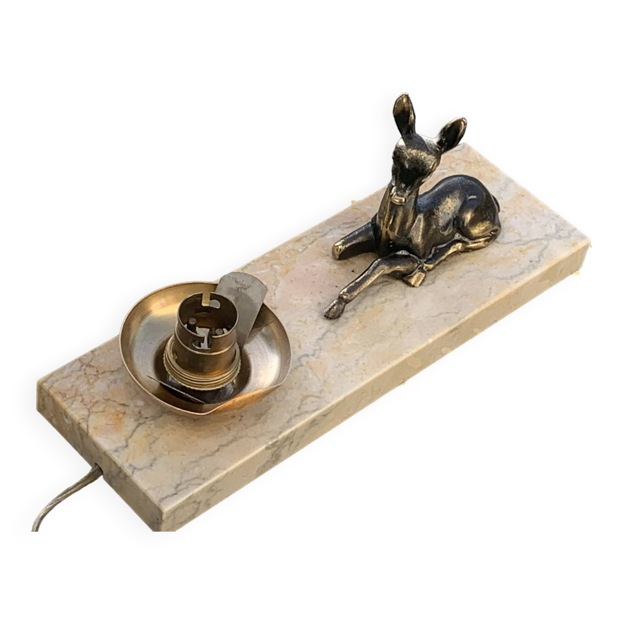 Table lamp, Biche, fawn in gilded brass on a beige marble base, art deco Velvet underside