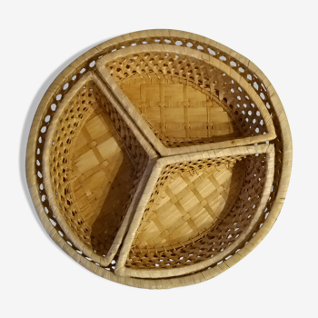 Compartments wicker basket