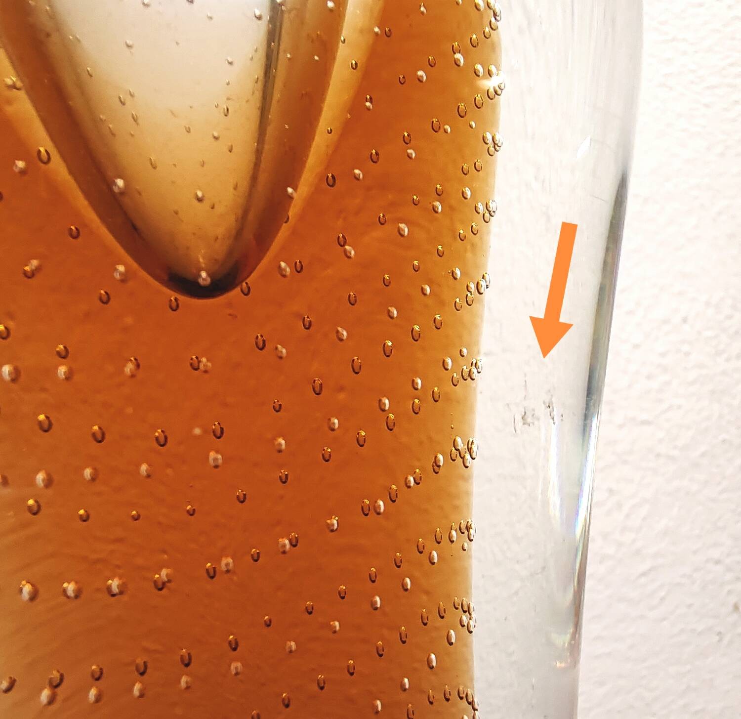 Pavel Judah glass vase for beranek