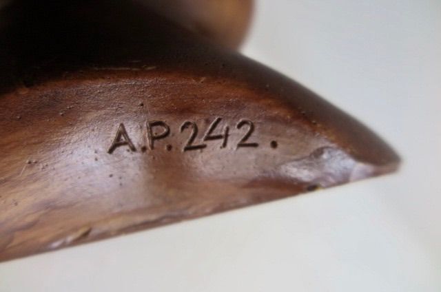 Child bust by Paridon