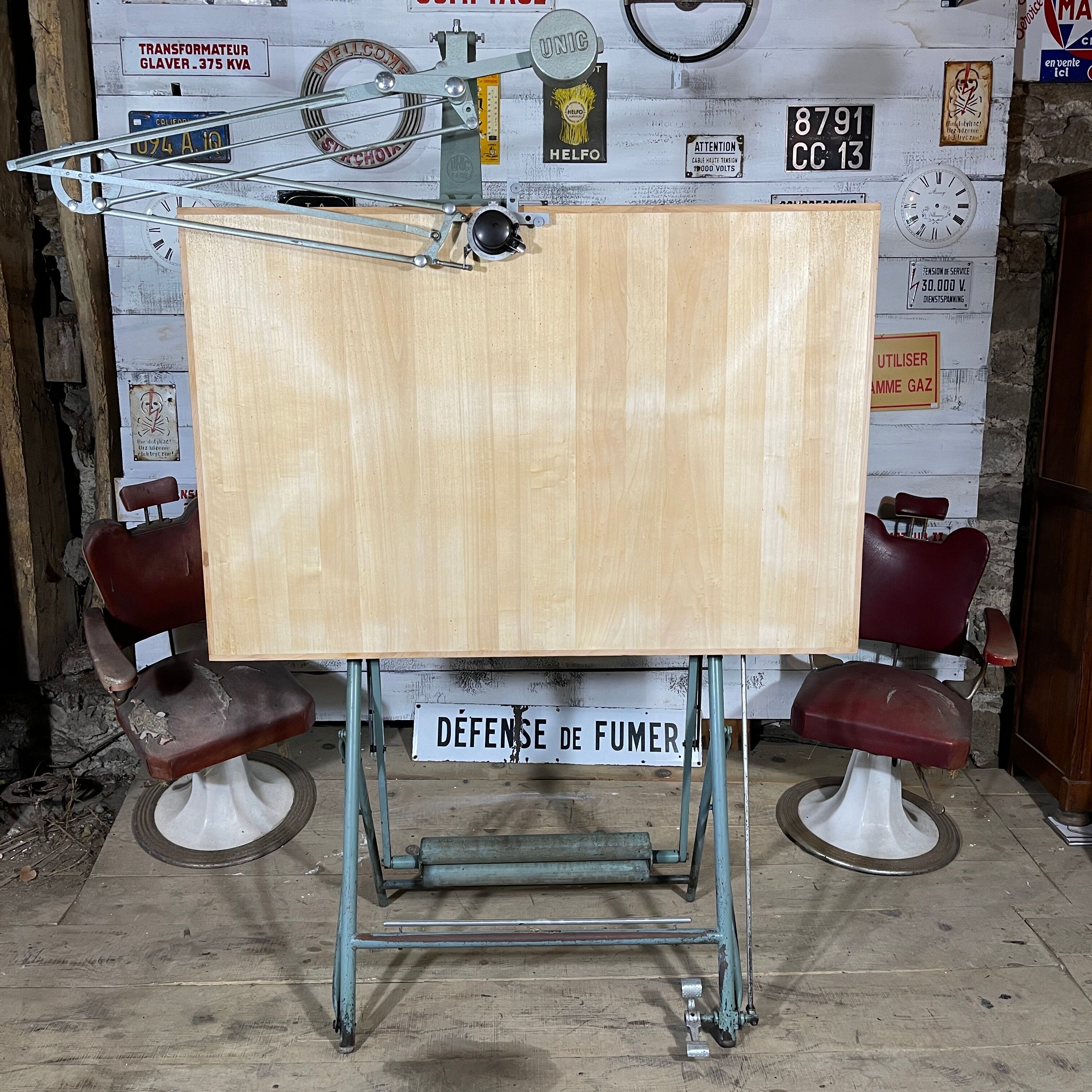 Architect's drawing table