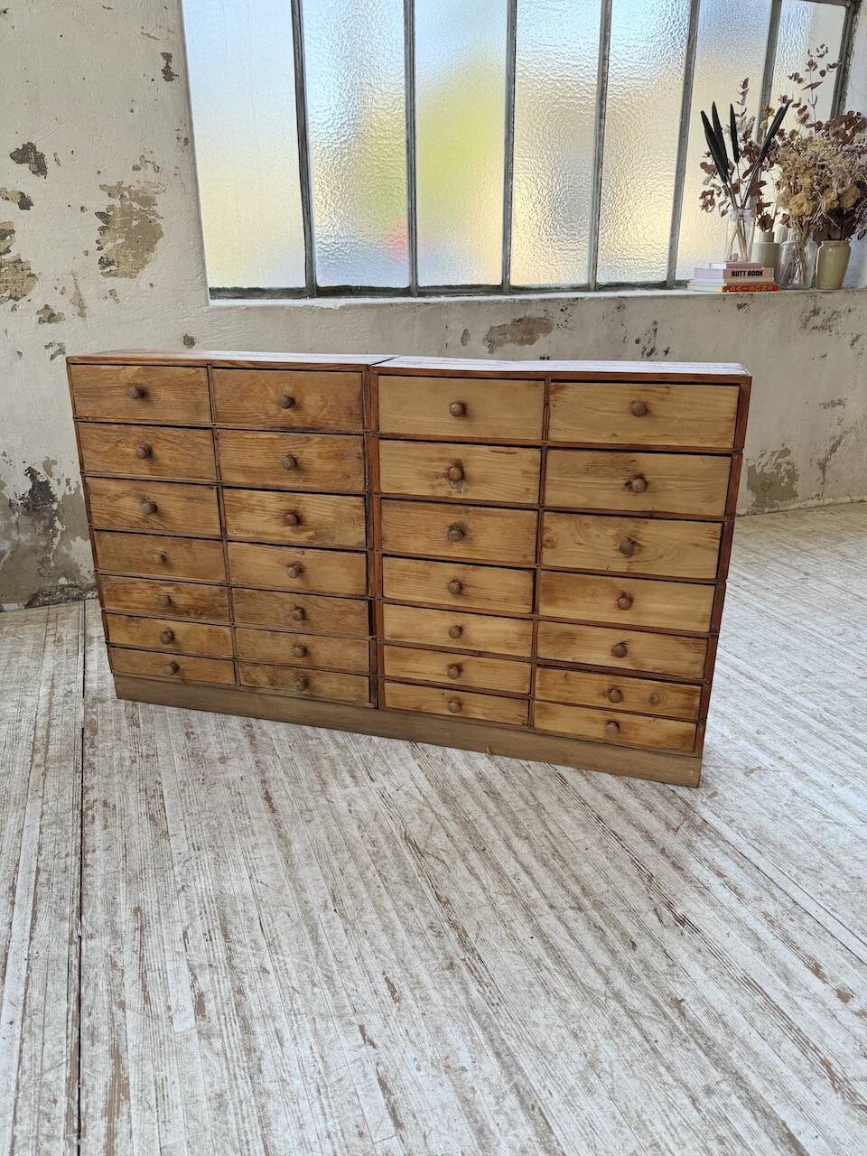 Trade furniture