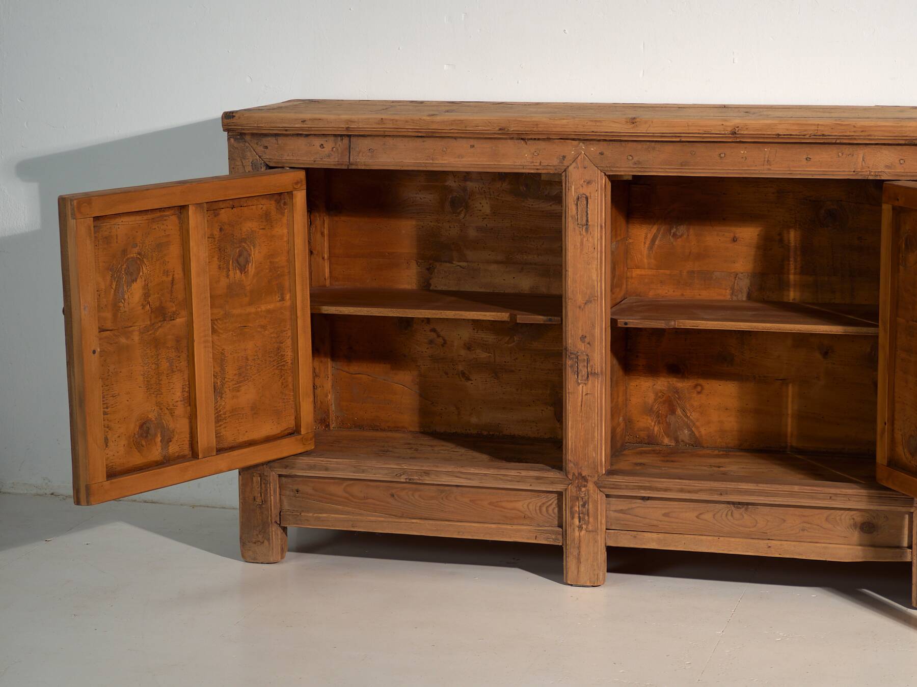 Grand ancient oriental buffet (c.1900) #43