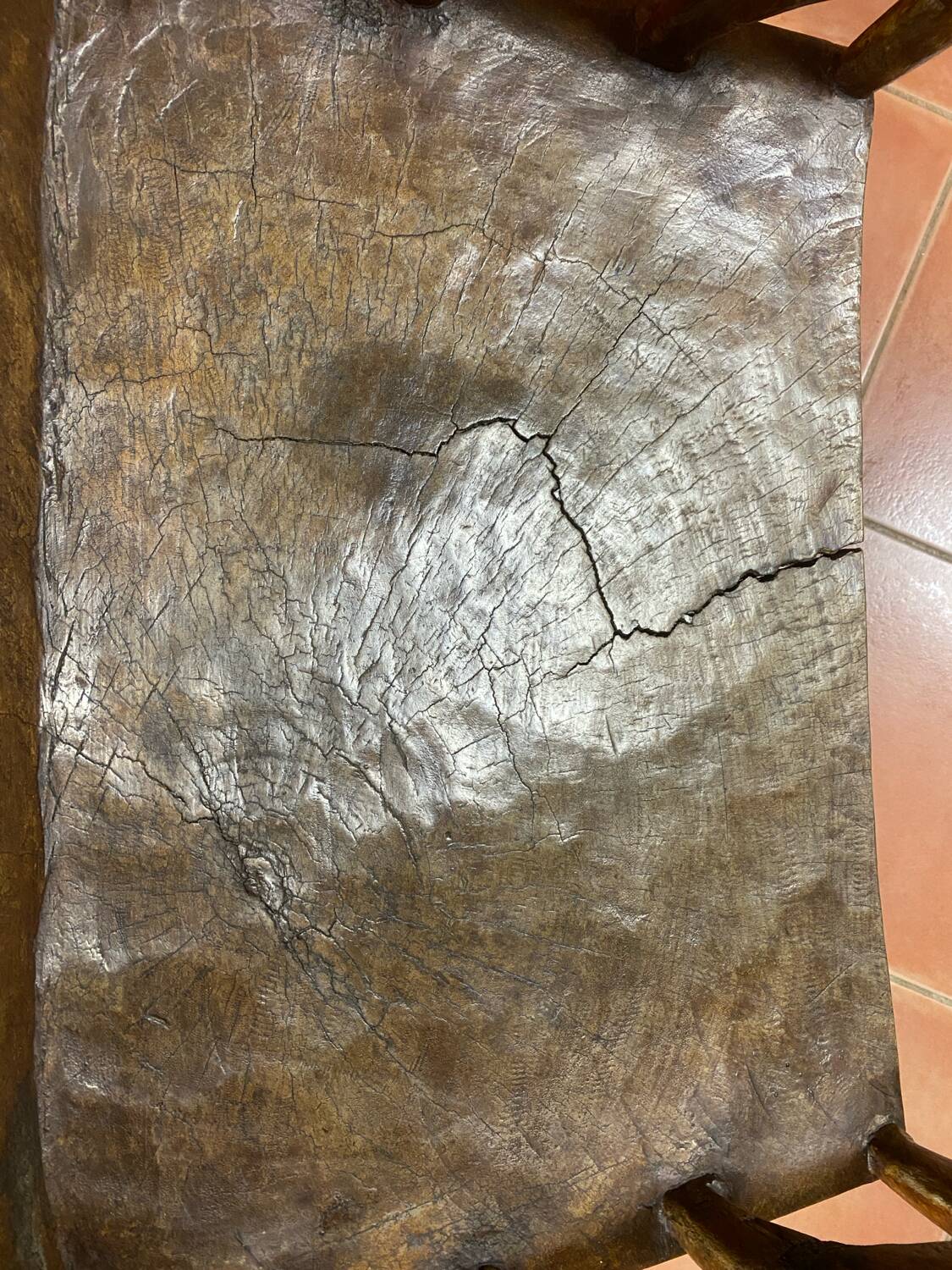 African tribal ensemble of 4 pieces of furniture for dignitaries of the Kingdom of Dahomey, Benin.