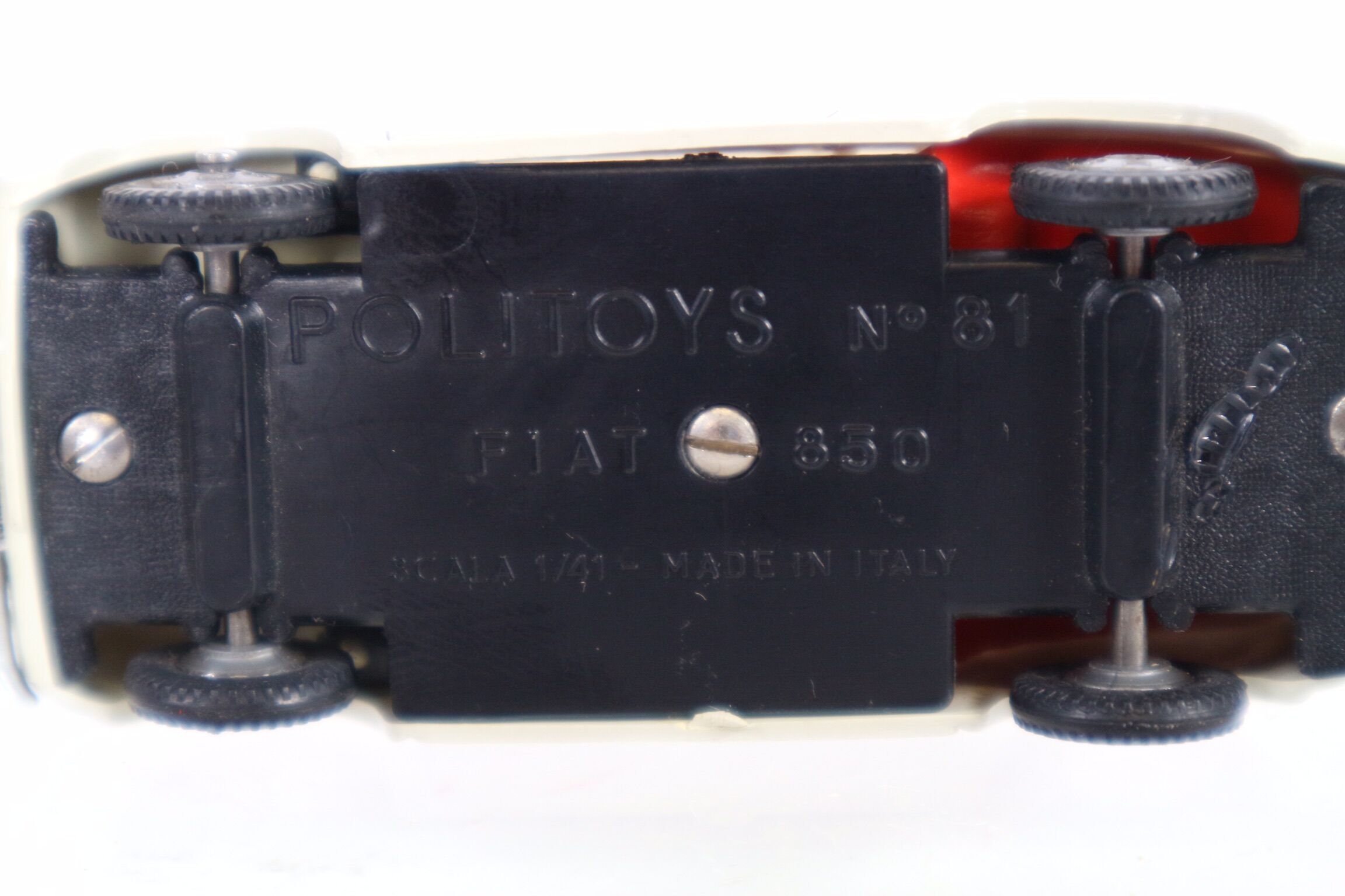 Lot of 17 vintage miniatures of made in Italy cars