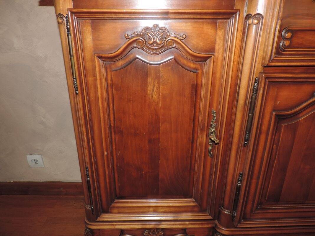 Very Regency style