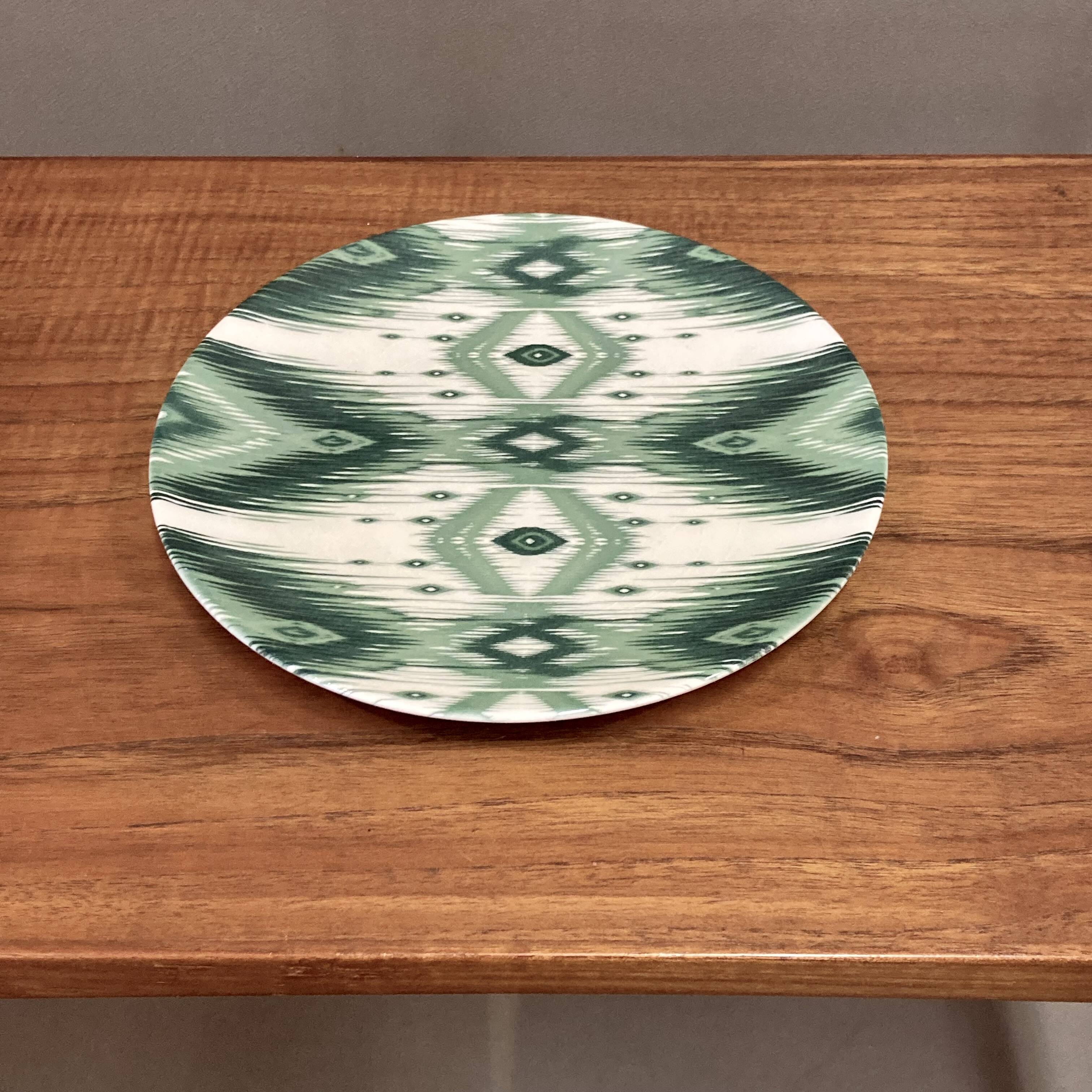 6-piece set entirely handmade.