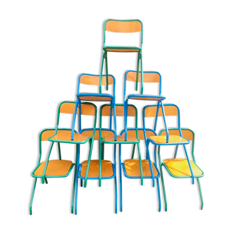 Lot of 10 school chairs from the '70s, 5 blues and 5 green