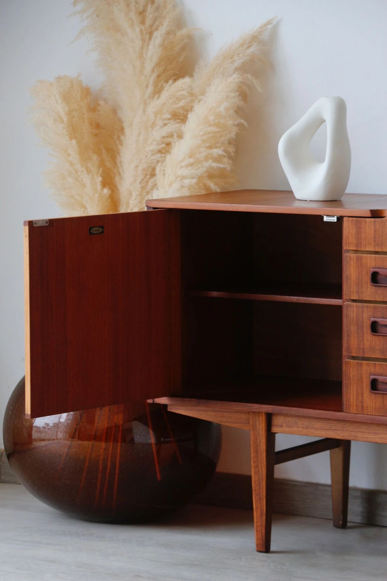 Vintage teak enfilade Beautility | Restored 1960s design