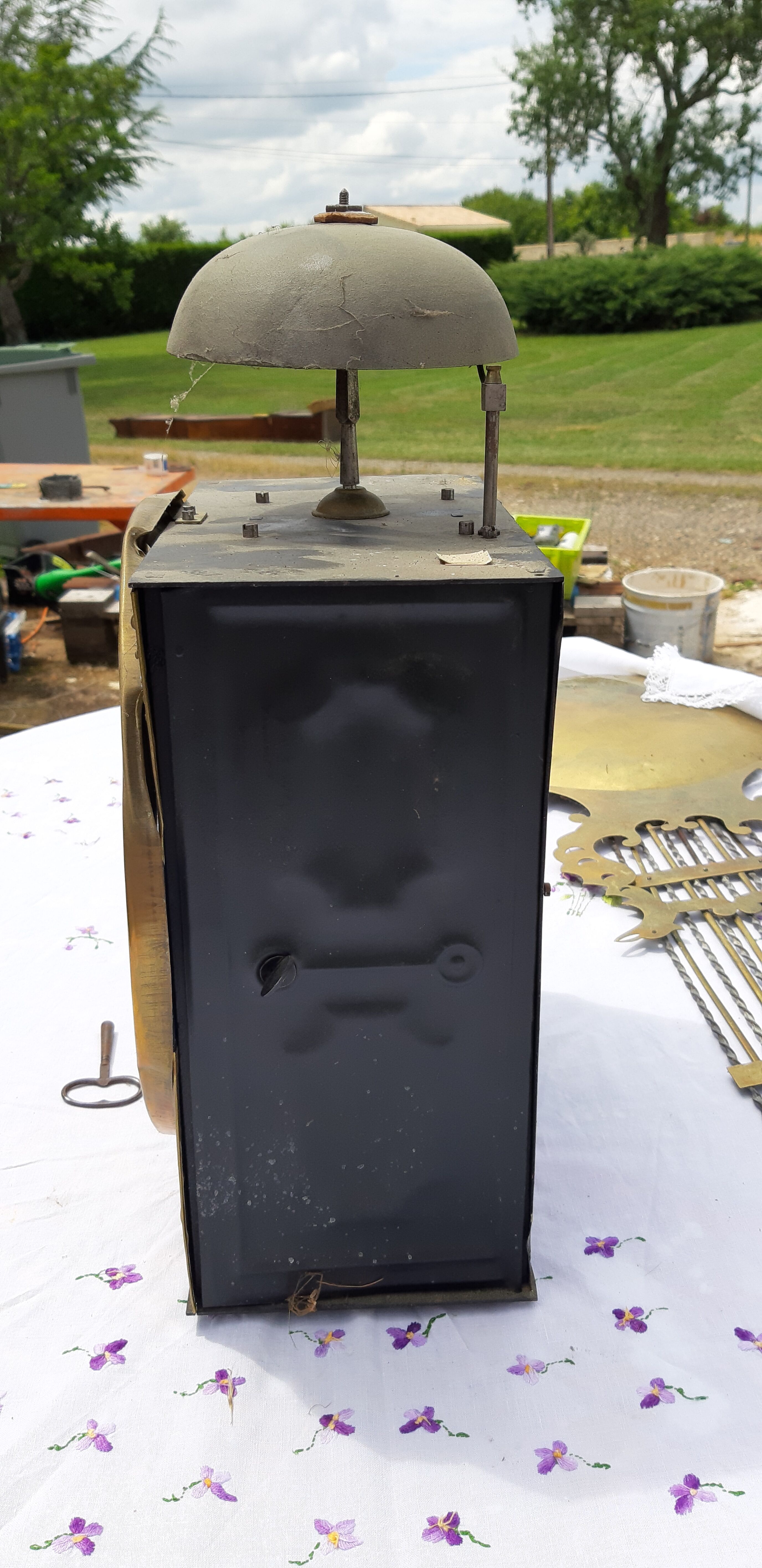 Comtoise clock mechanism