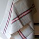 Ensemble de 5 torchons vintage brodés, toile basque