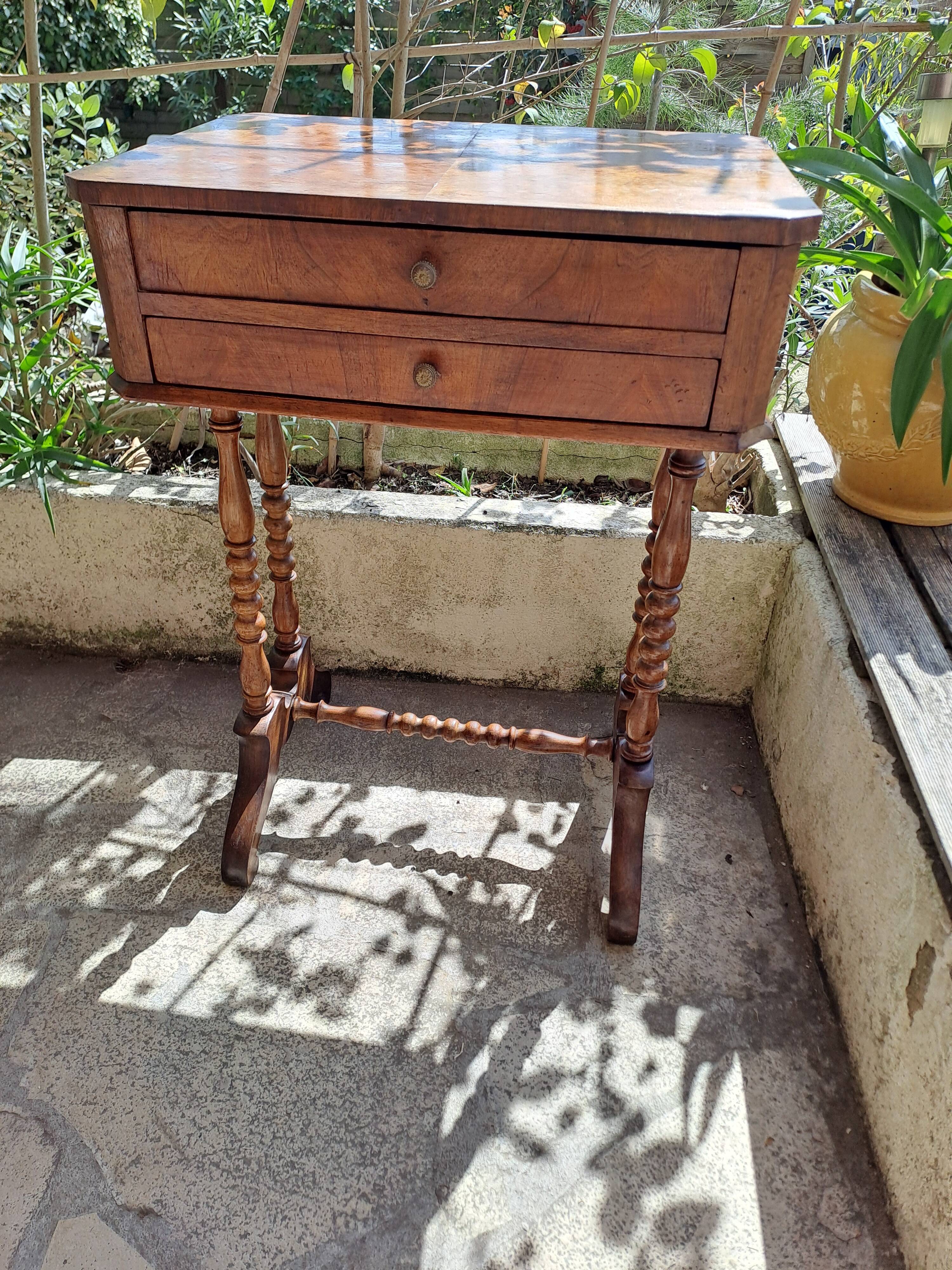 Console, side desk or dressing table in wood with marquetry top and 2 drawers