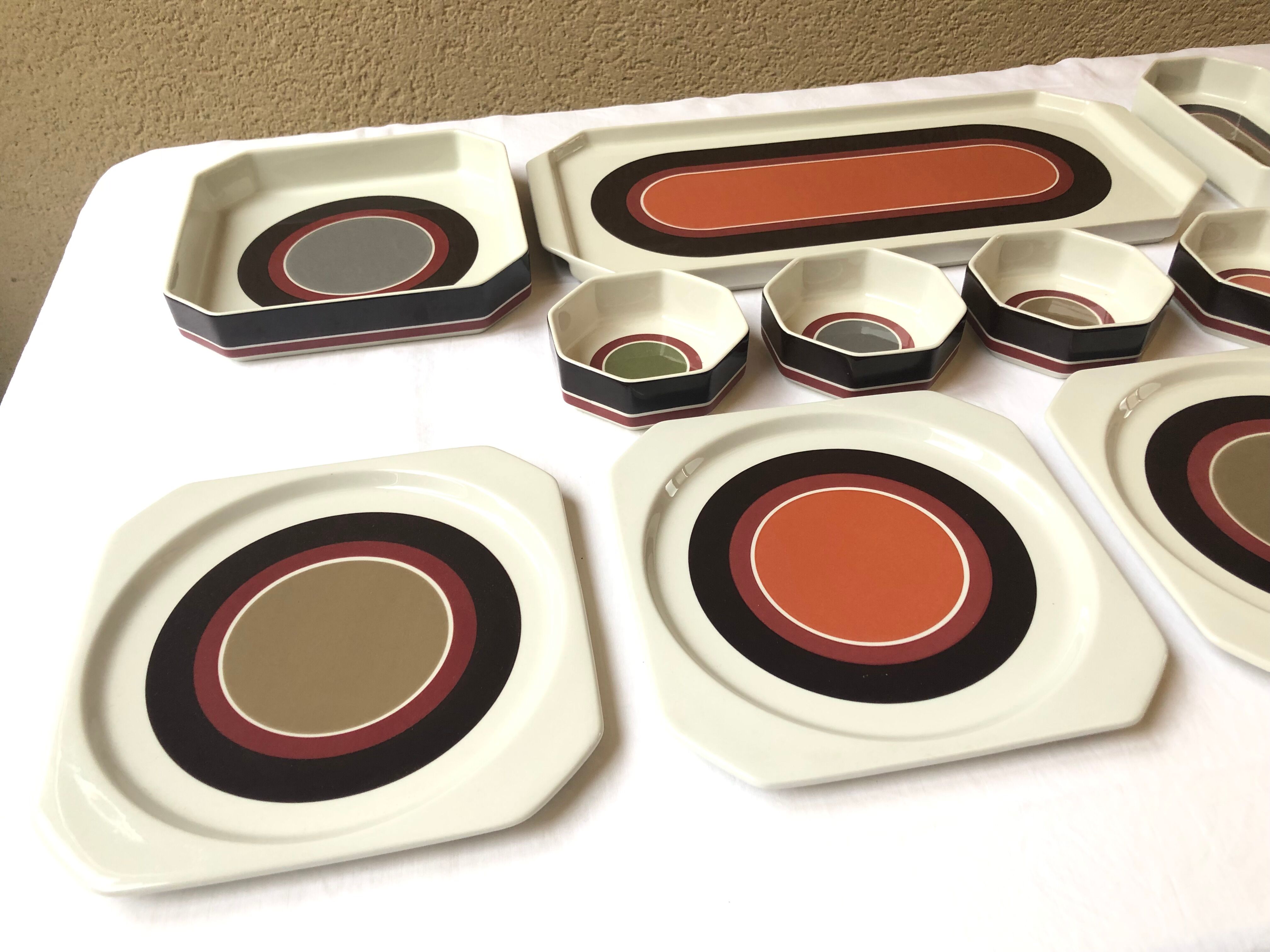 Serving dessert 12 pieces porcelain & Villeroy Boch Avant-garde design modernist vintage 70