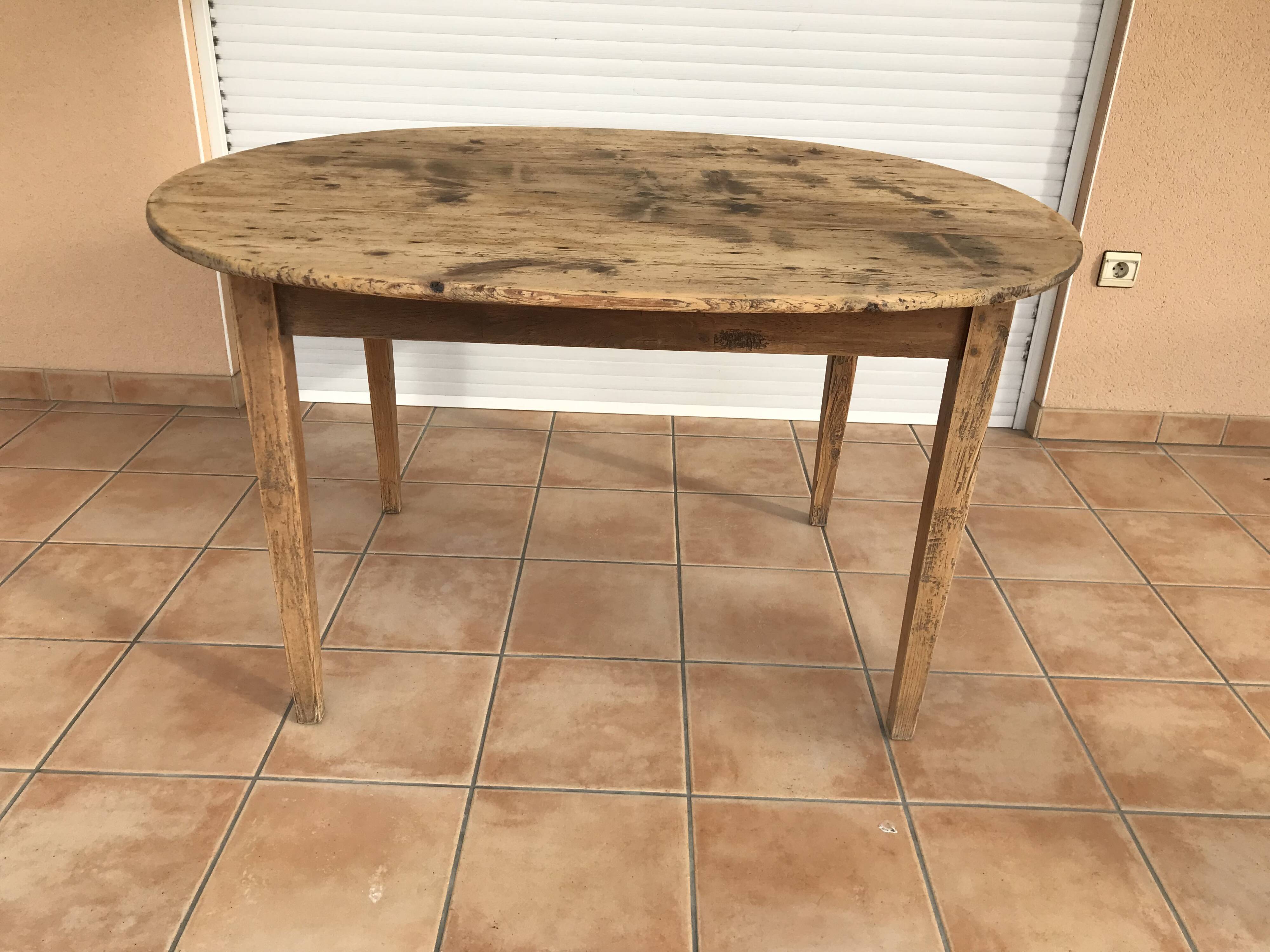 Round Farm Table