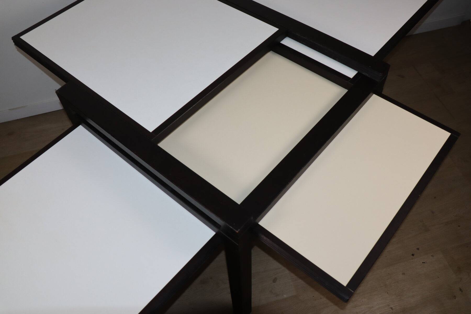 Modular bi-colour table by Bernard Vuarnesson - 1980s