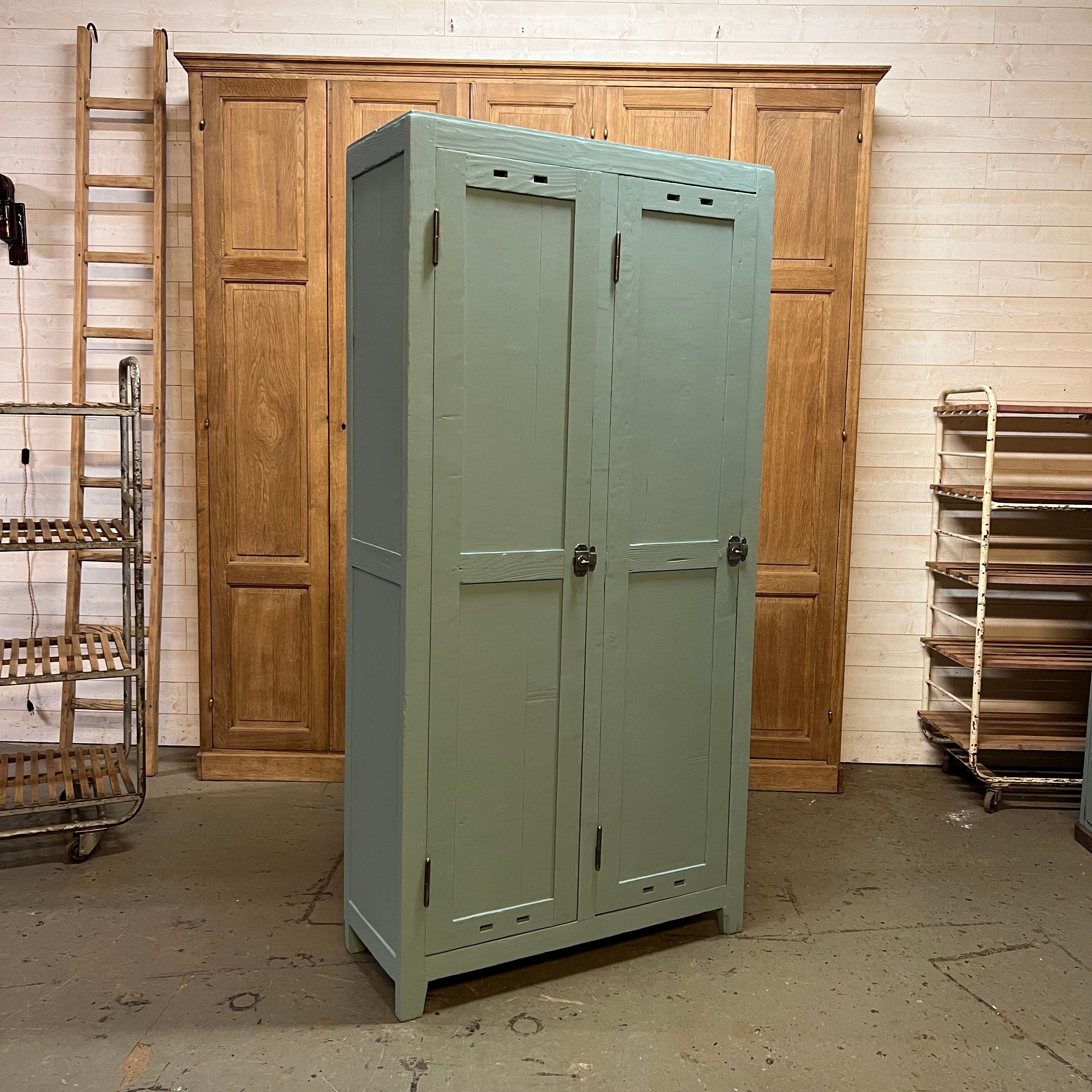 Dressing room early XX th