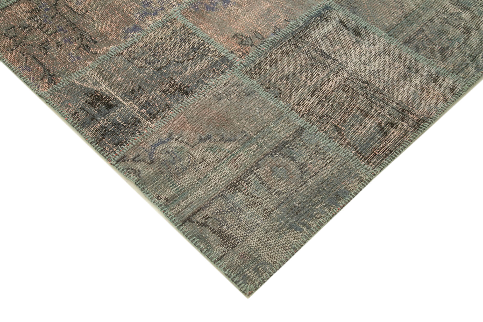 Handmade oriental contemporary 206 cm x 303 cm grey patchwork carpet