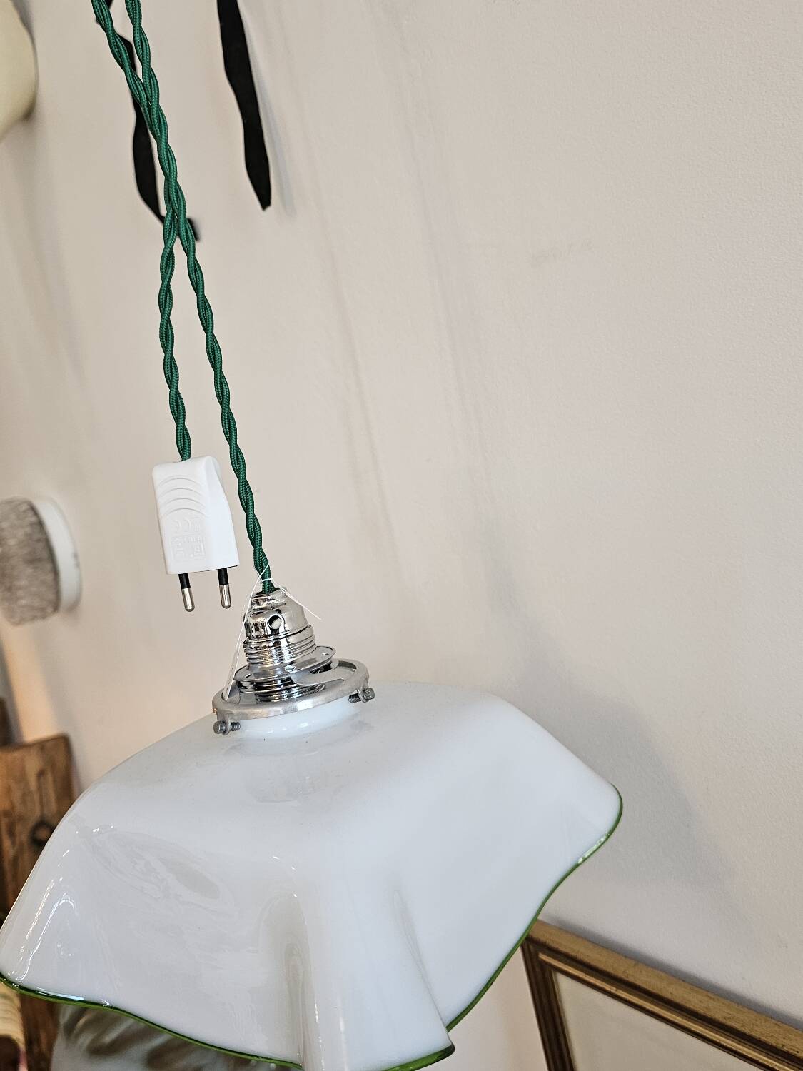 Suspension torchon opaline vintage